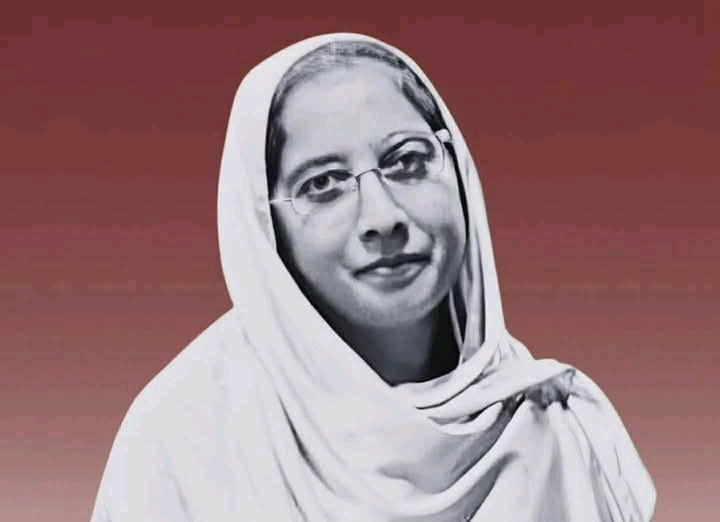 দগ্ধ শরীরে শিশুদের বাঁচানোর চেষ্টা, সেই শিক্ষিকার প্রথম জানাযা অনুষ্ঠিত