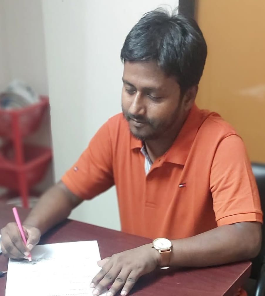 সাংবাদিক রেজা মাহমুদের ফেসবুক আইডি হ্যাক, থানায় জিডি