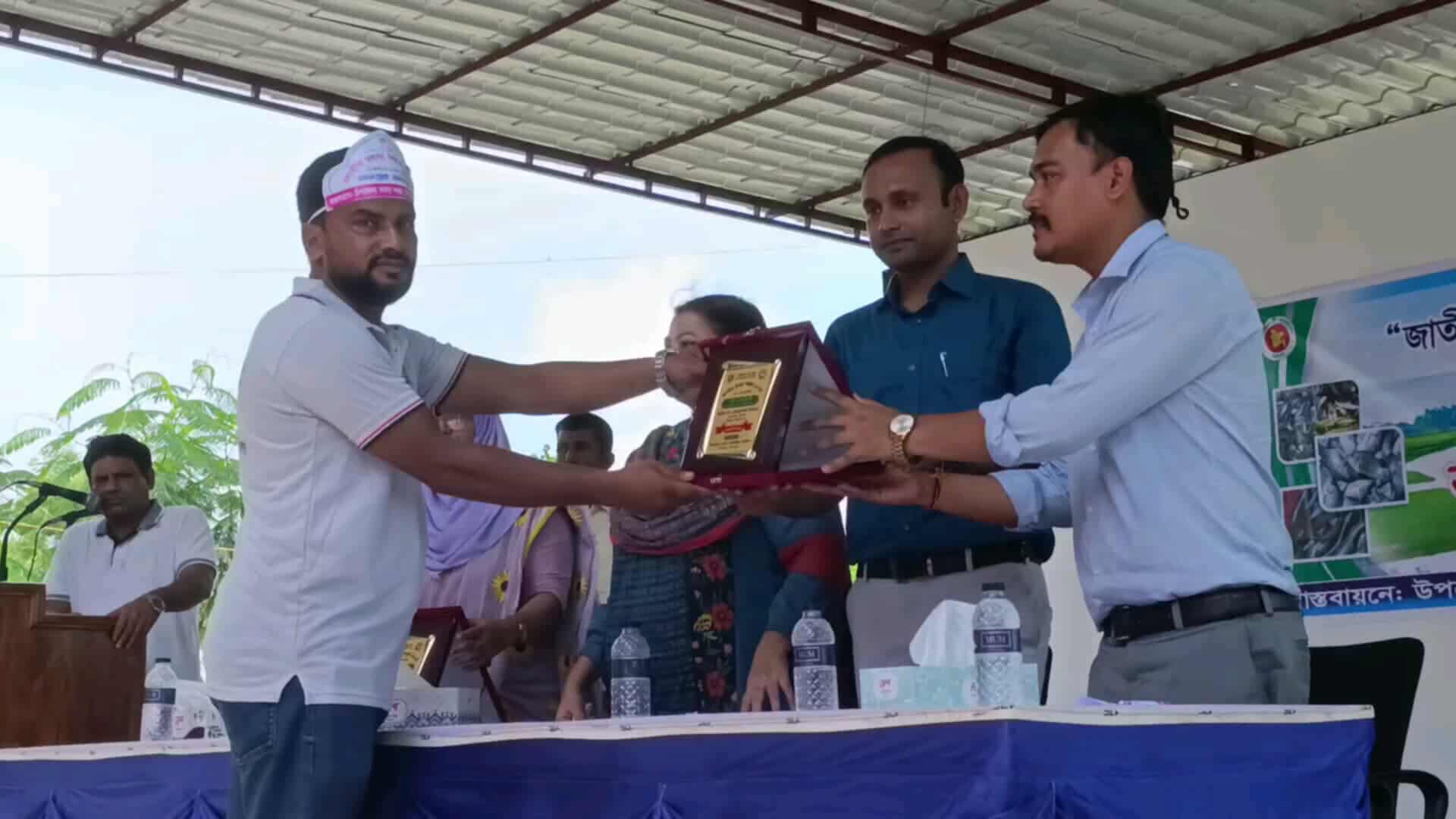 বিরামপুরে জাতীয় মৎস্য সপ্তাহের উদ্বোধন