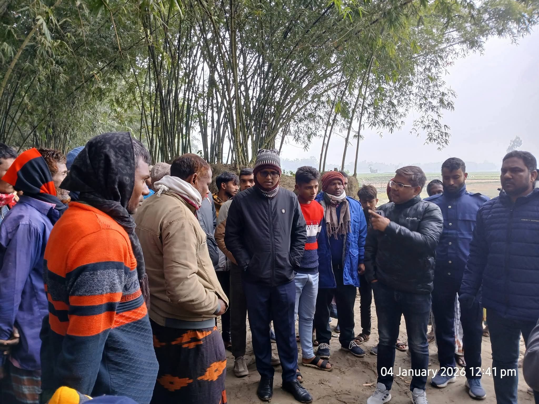 নদী রক্ষায় ডিমলায় কঠোর অভিযান অবৈধ বালু ব্যবসায়ীর এক লক্ষ টাকা জরিমানা